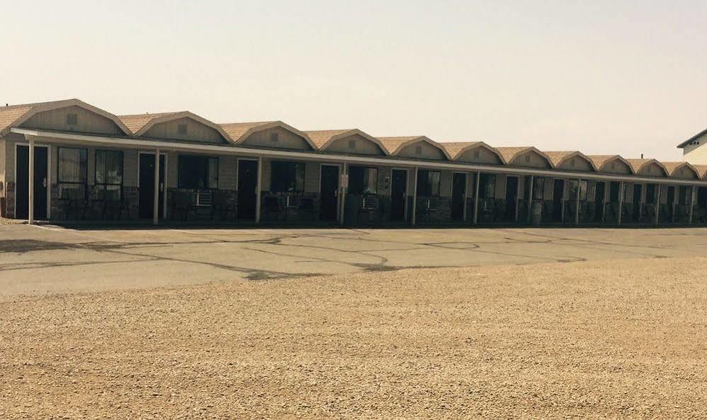Whispering Sands Motel Hanksville Exterior photo